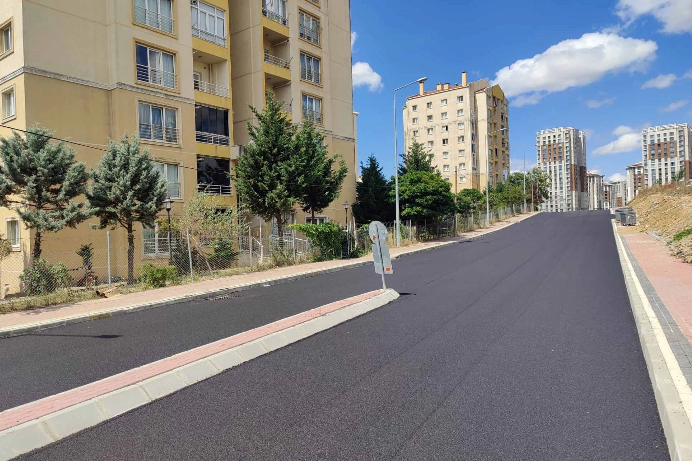 Gebze Kirazpınar Toki̇ Yolu Asfaltlandı