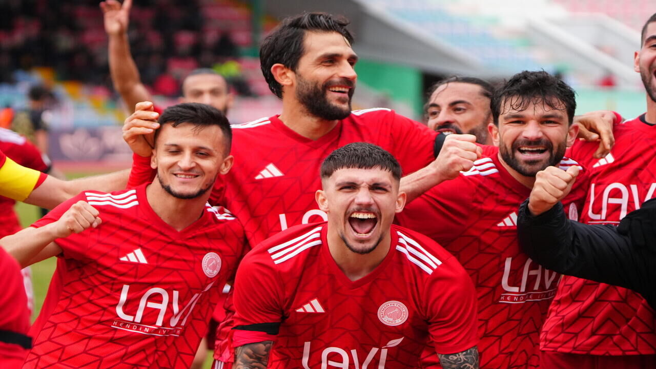 Petrolspor, Lider Sarıyer'in 4 Puan Gerisinde