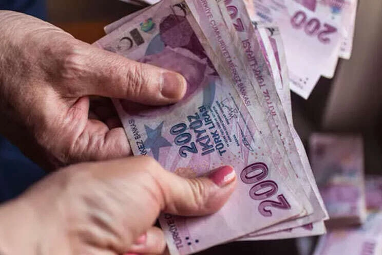 Emekli Aylığı Teklifi Tbmm'den Geçti