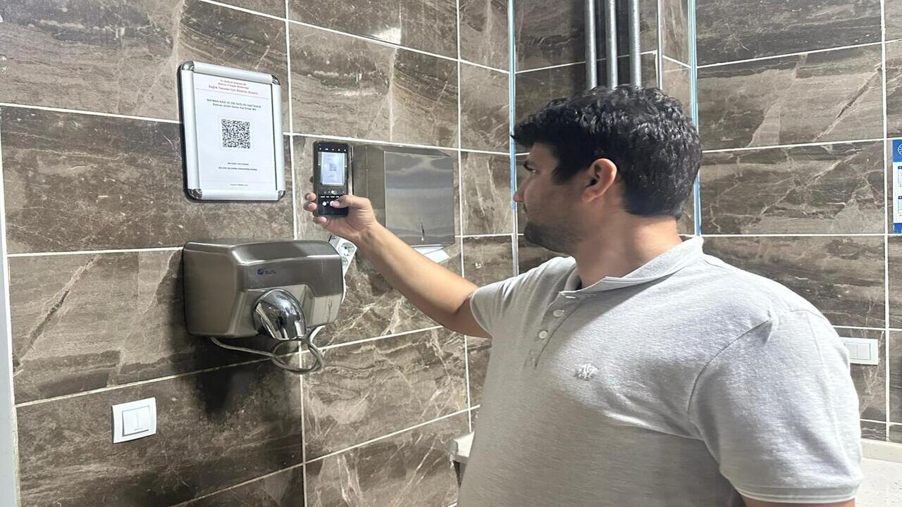 Batman'da Hastane Temizliğine QR Kodlu Çözüm