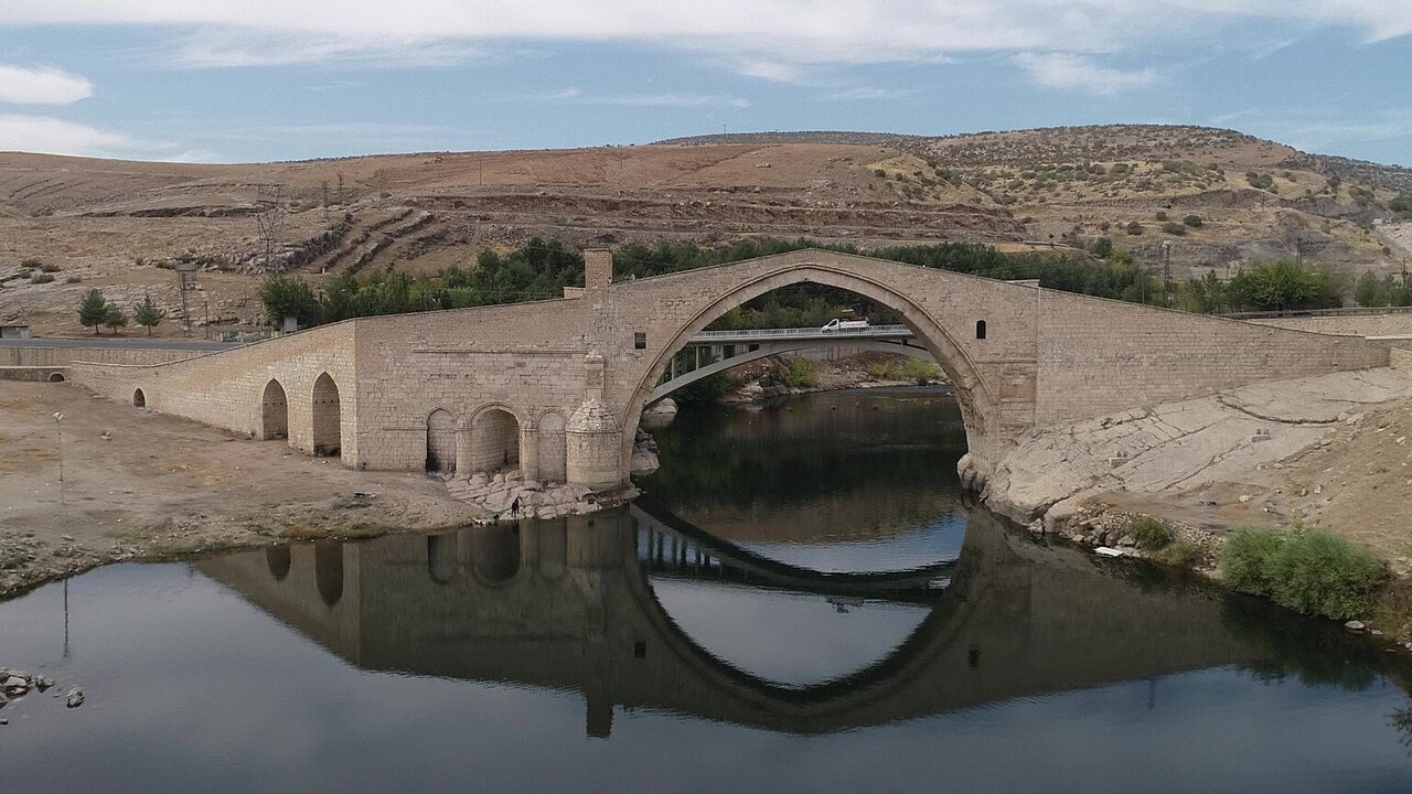 Malabadi Koprusunun Efsanesi Nedir 2