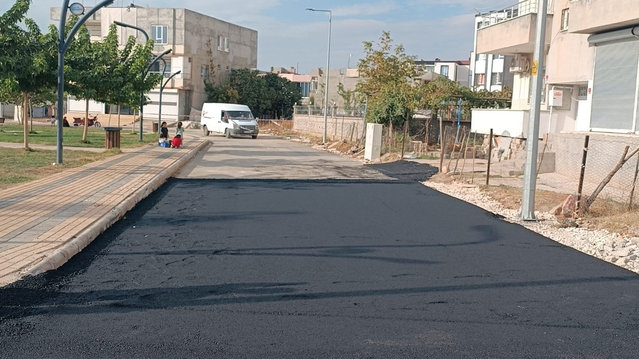 Belediye Bayindirda Okul Yollari (2)