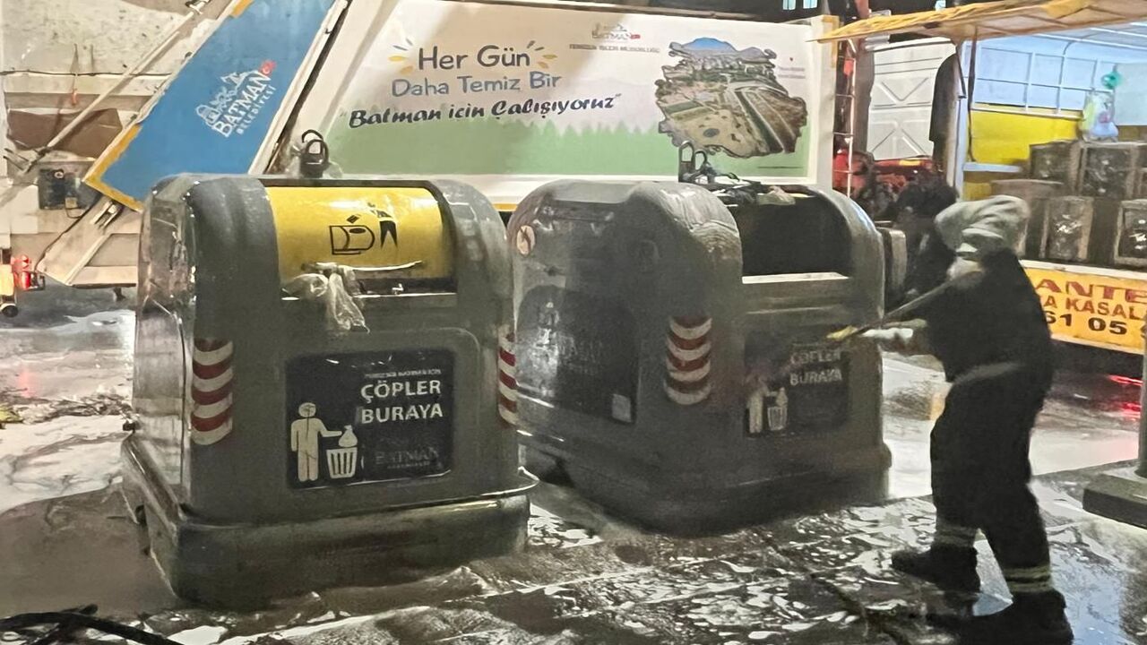 Belediyemiz Vincli Cop Konteyner