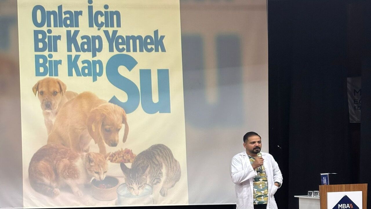 Egitim Her Canliyi Sevmekle Basl