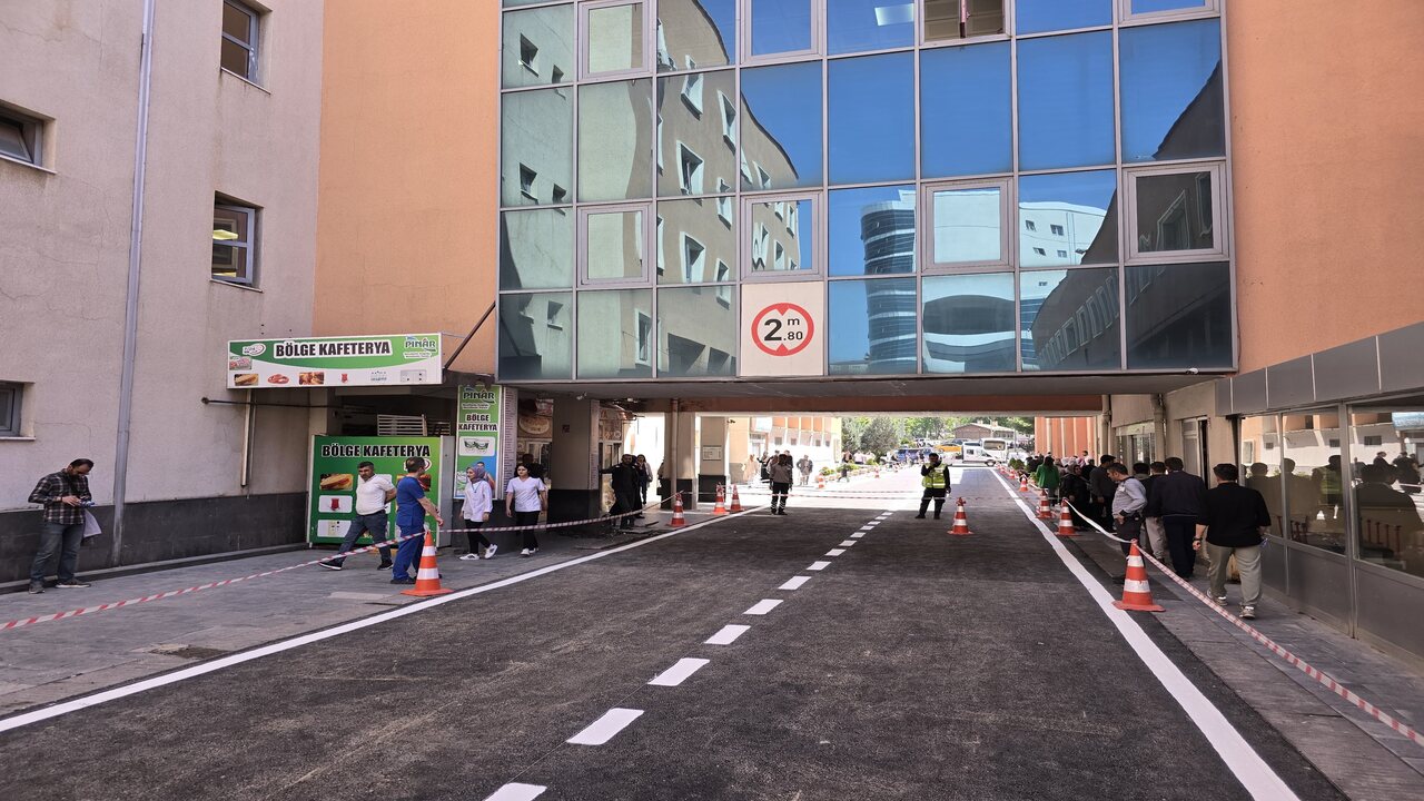 Hastanelerde Otopark Ve Yol Cizgileri Yenilendi 2