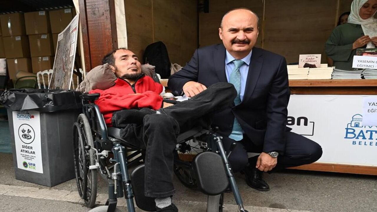 Vali Canalpin Actigi 8 Kitap Fua