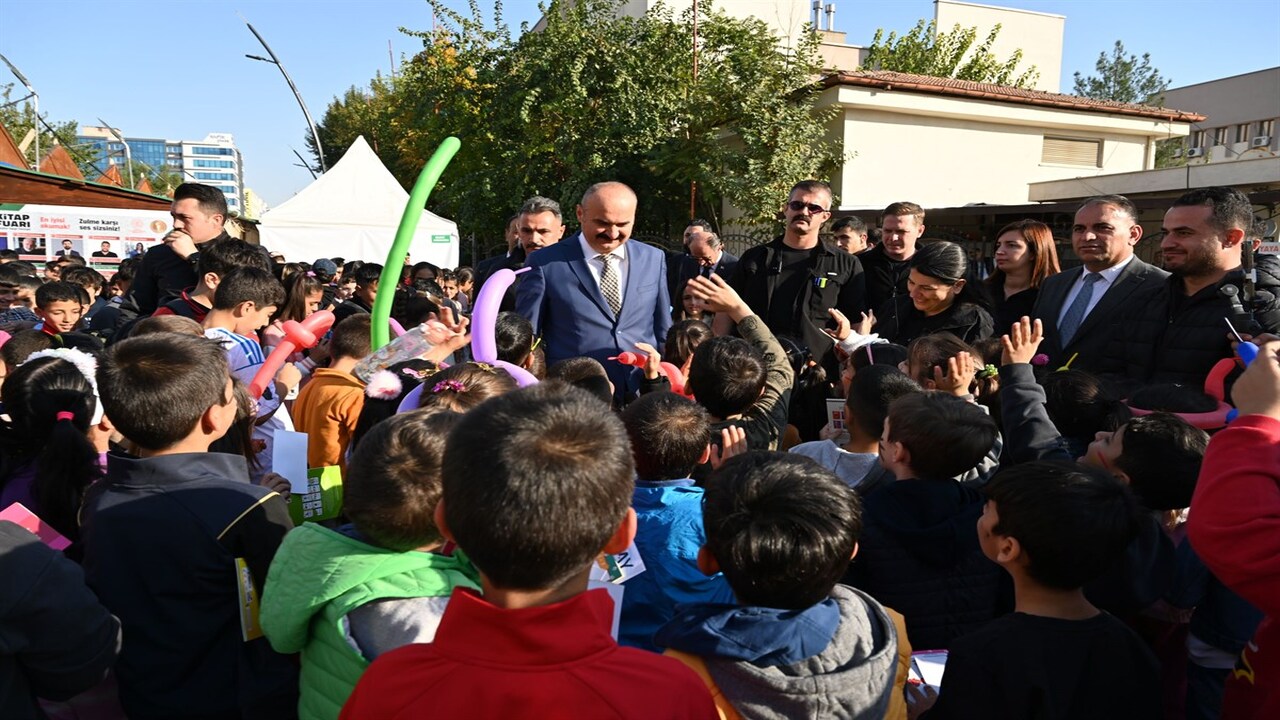 Batman Fuarinda Hedef 2 Milyon 2