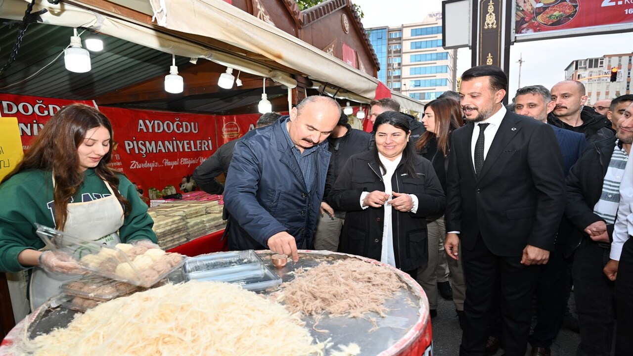 Batman Fuarinda Hedef 2 Milyon 3