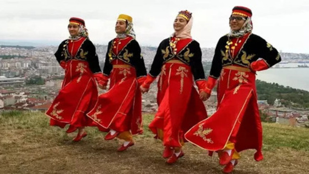 Yöresel Kıyafet Nedir Ege (1)