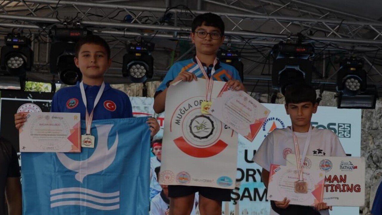 Antalya’daki Yarışmada Büyük Baş (1)