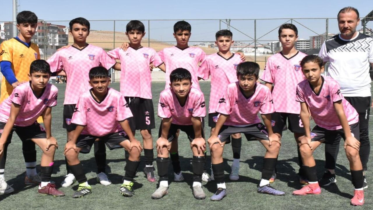 Batman Futbolcularindan Cifte Za