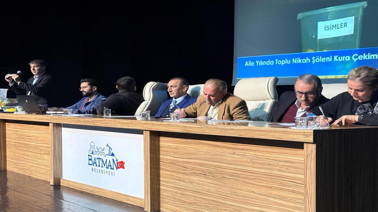 Batman Belediyesinden Ceyiz Dest (1)