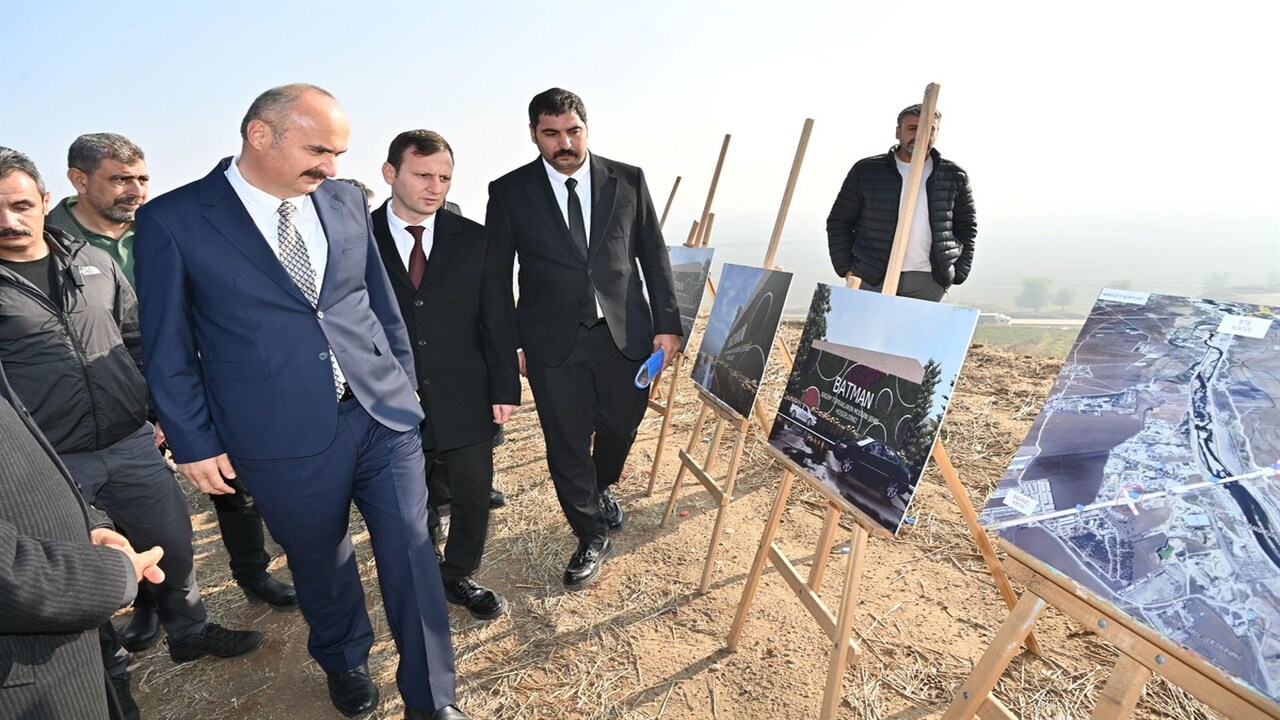 Batmana Girerken Neyi Hissedeceksiniz Vali Canalp Sehrin Yeni Karsilama Projesinin Sirlari 1