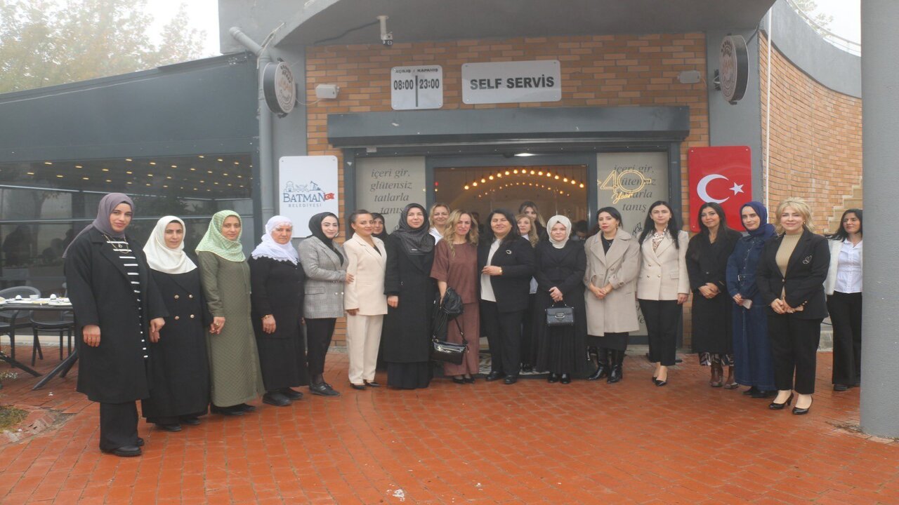 Dr Ayten Canalp Ogretmenlerin Degeri Olculemez 1