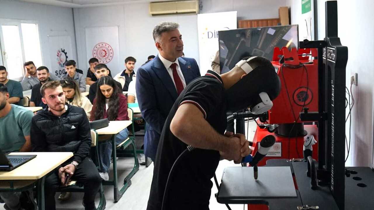 Batman Universitesi Is Kazasi Riskini Sifirlayip Istihdami Artiriyor 1
