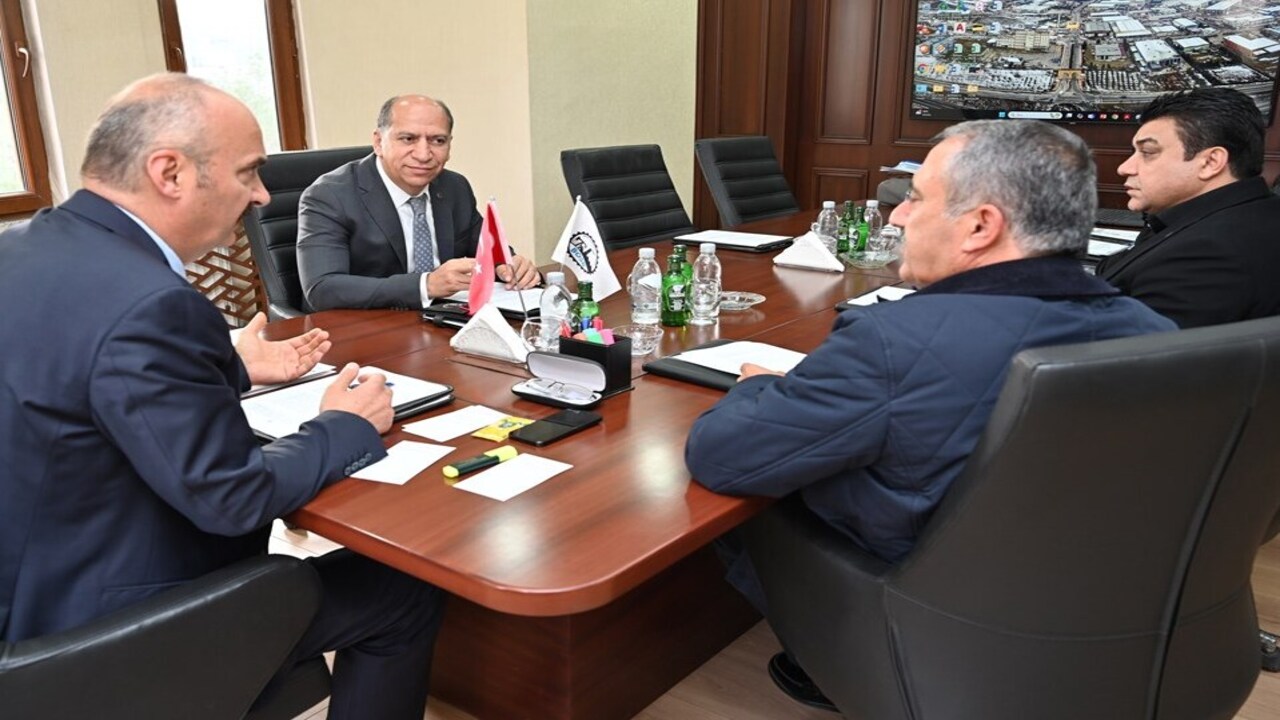 Batman Osb Yonetimi Vali Canalp (1)