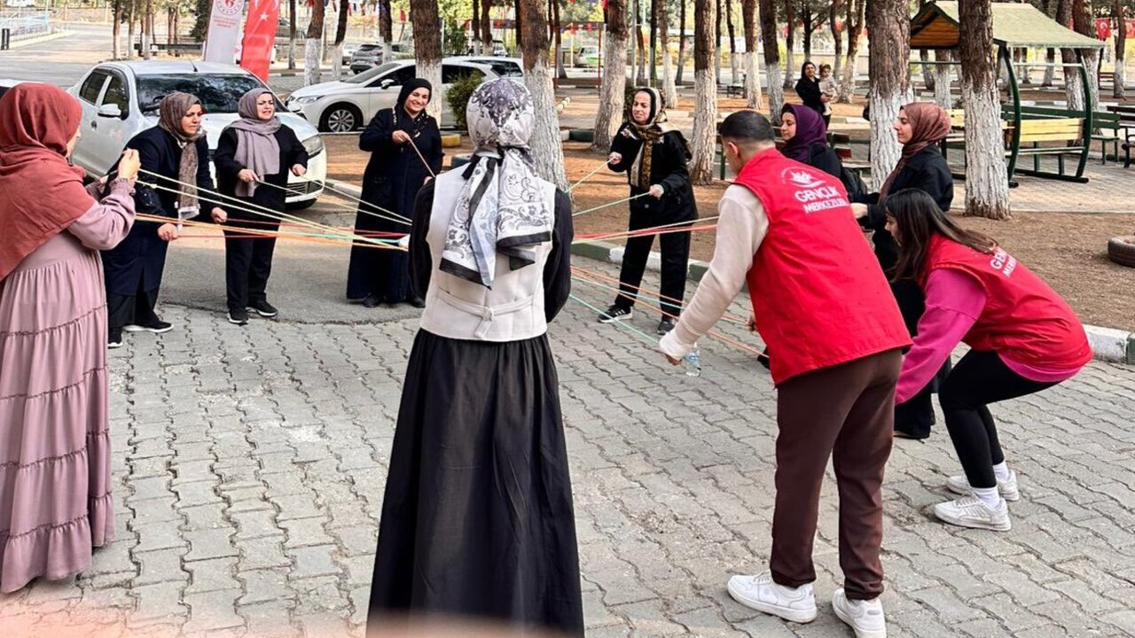 Çocuklar Gençli̇k Merkezi̇ 3 (1)