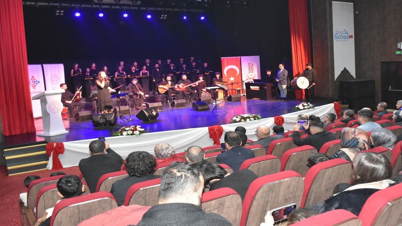 Batmanda Ogretmenler Muzikle Costu 2