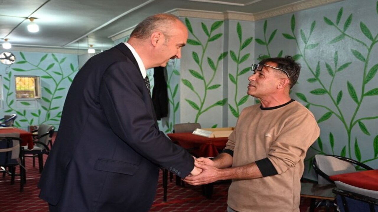 Vali Canalpten Gulistan 2 Caddes (6)