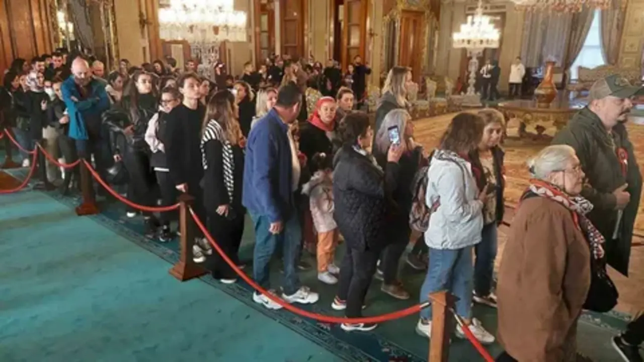 Dolmabahcede Tarih Tekerrur Etti 2