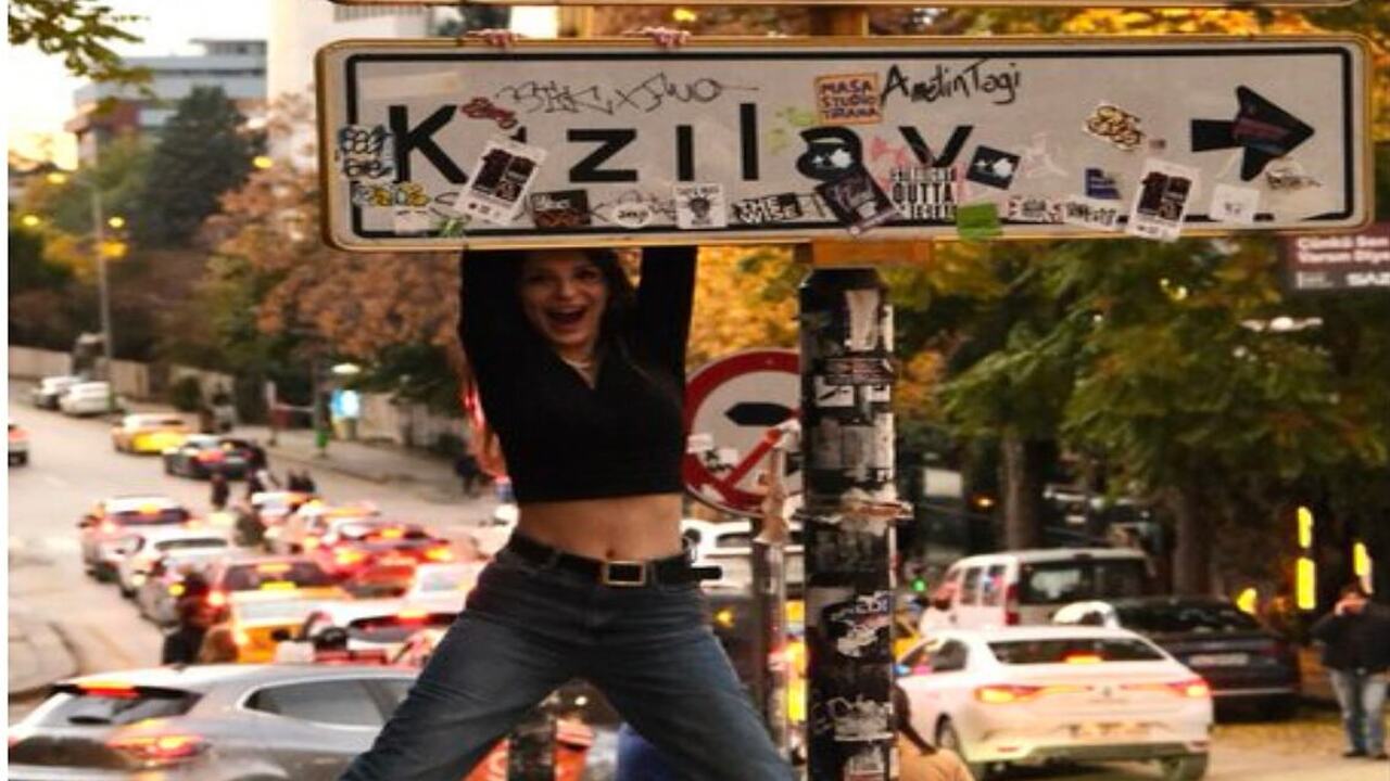 Kizilay Tabelasi Neden Viral Old