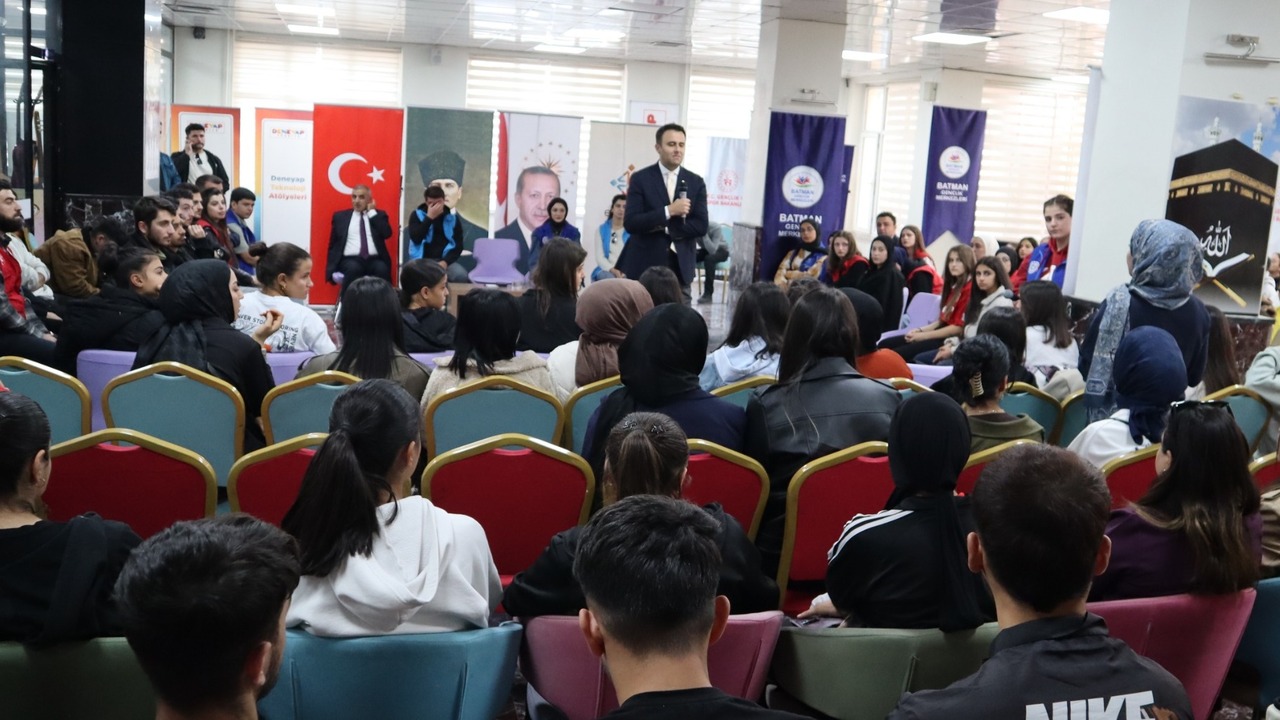 Vali̇ Yardimcisi Ve Kaymakam İmra (2)