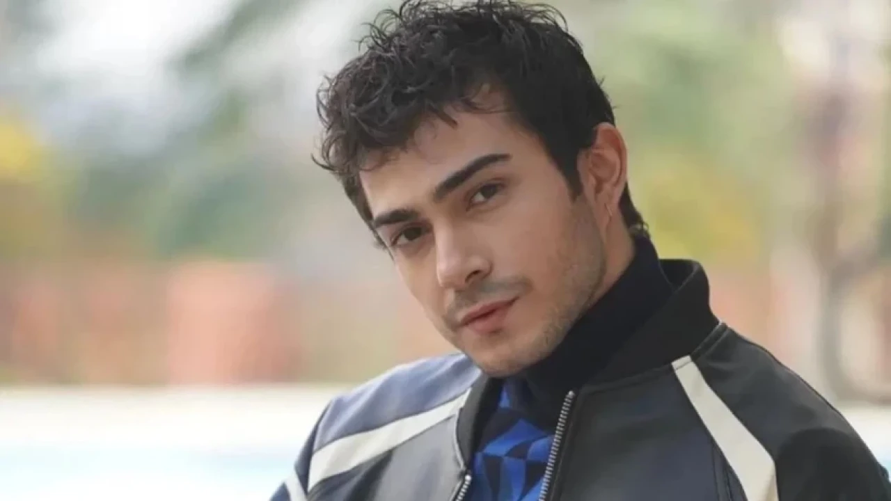 Afra Saracoglu Ve Kizilcik Serbetinin Metehani Arasinda Neler Oluyor1