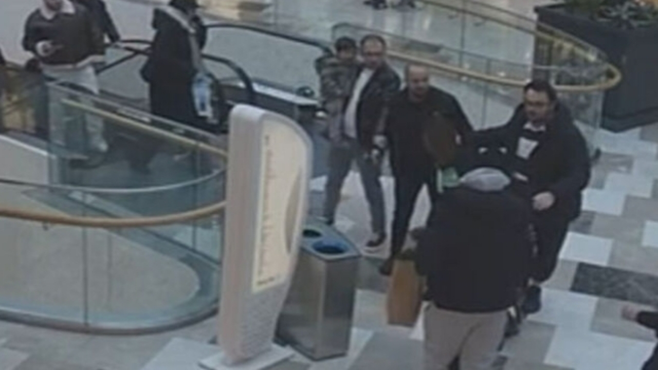 Futbolcu Papy Djilobodjinin Avmd