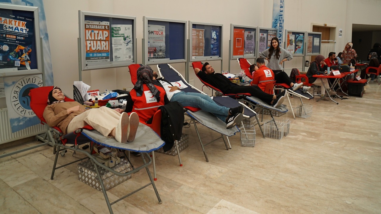 Batman Universitesinden Kizilaya Rekor Kan Bagisi Destegi 2