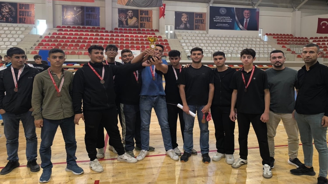 Hentbol Genç Erkek 2 (1)