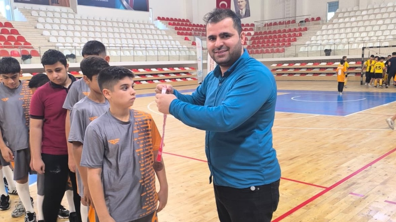 Yilriz Hentbol Erkek 2 (1)