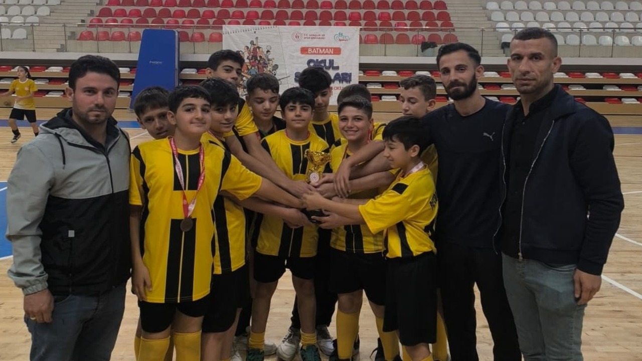 Yilriz Hentbol Erkek 3 (1)