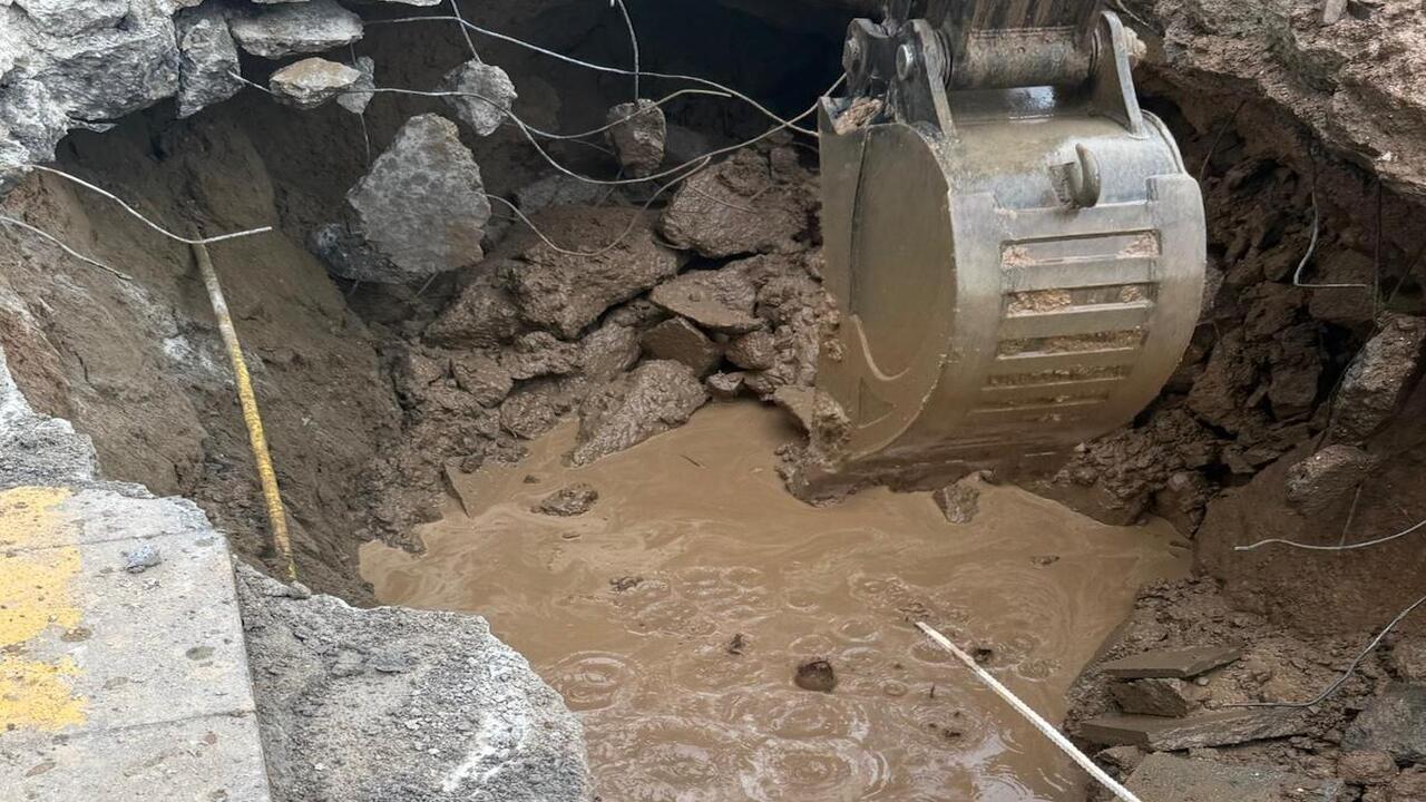 Baski Tpao Bulvarinda Su Sizinti (1)