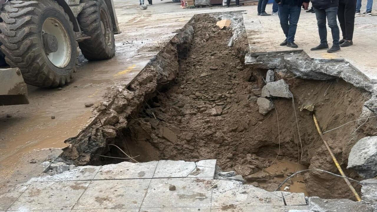 Baski Tpao Bulvarinda Su Sizinti (2)