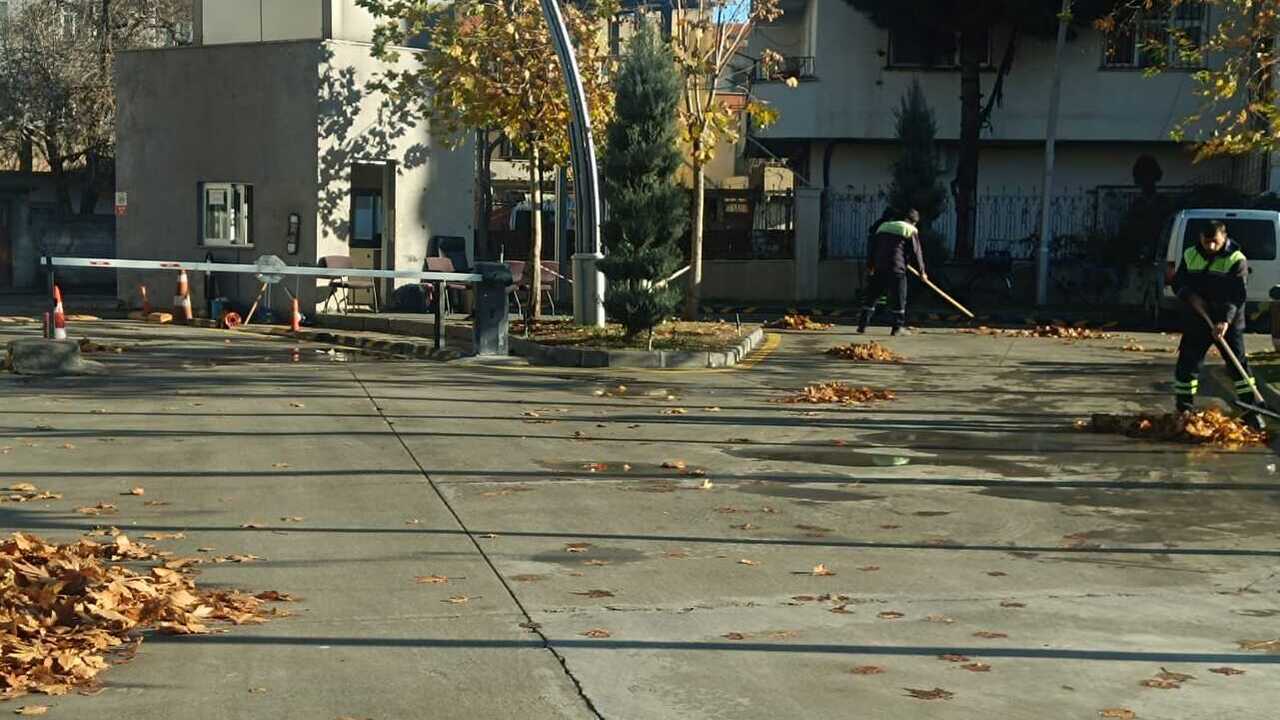 Belediye Ekipleri Yogun Mesaide (2)