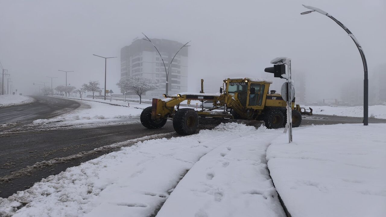 Kar Esaretine Karsi Belediye Kal (1)