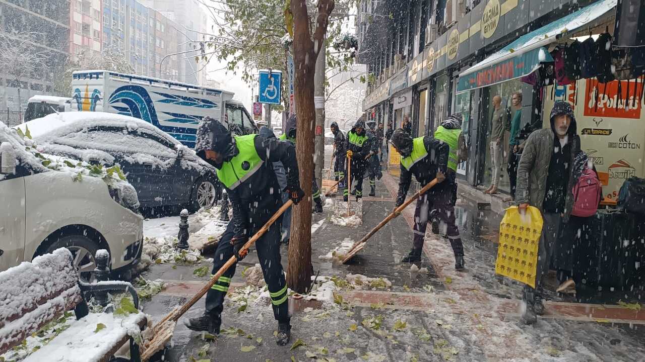 Kar Esaretine Karsi Belediye Kal (3)