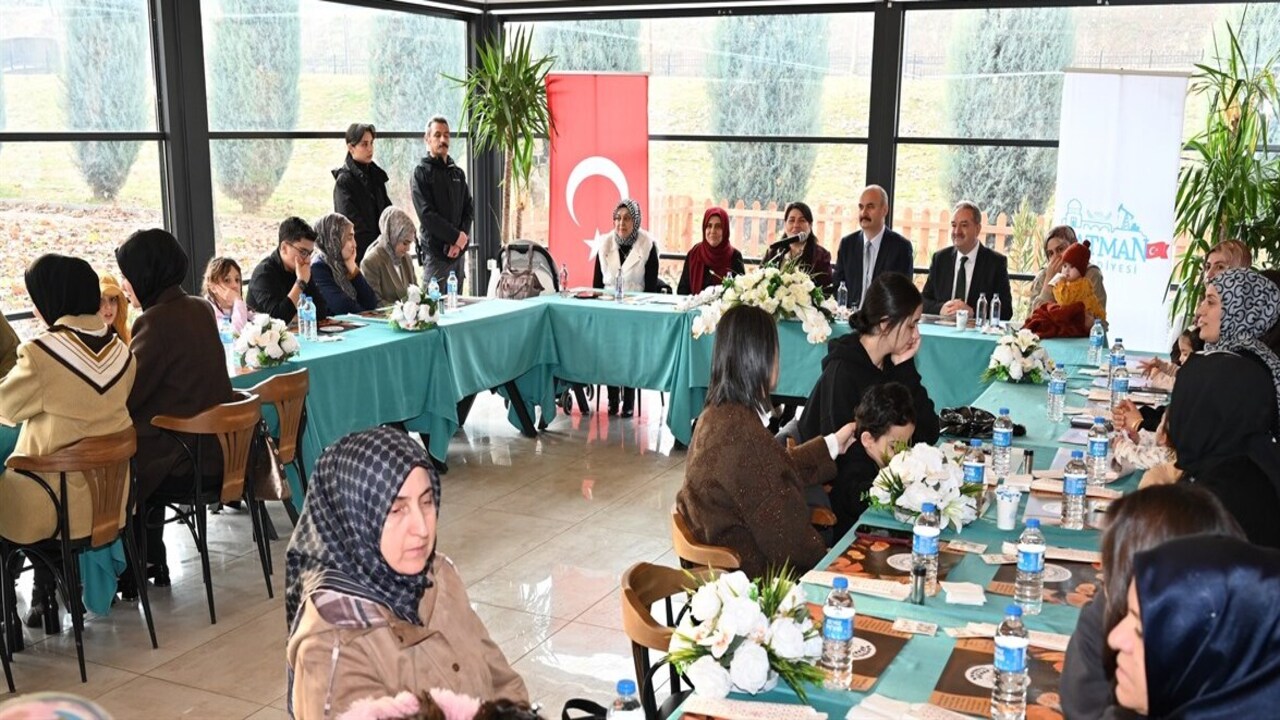 Batmanda Gonul Sofrasi Vali Cana (1)