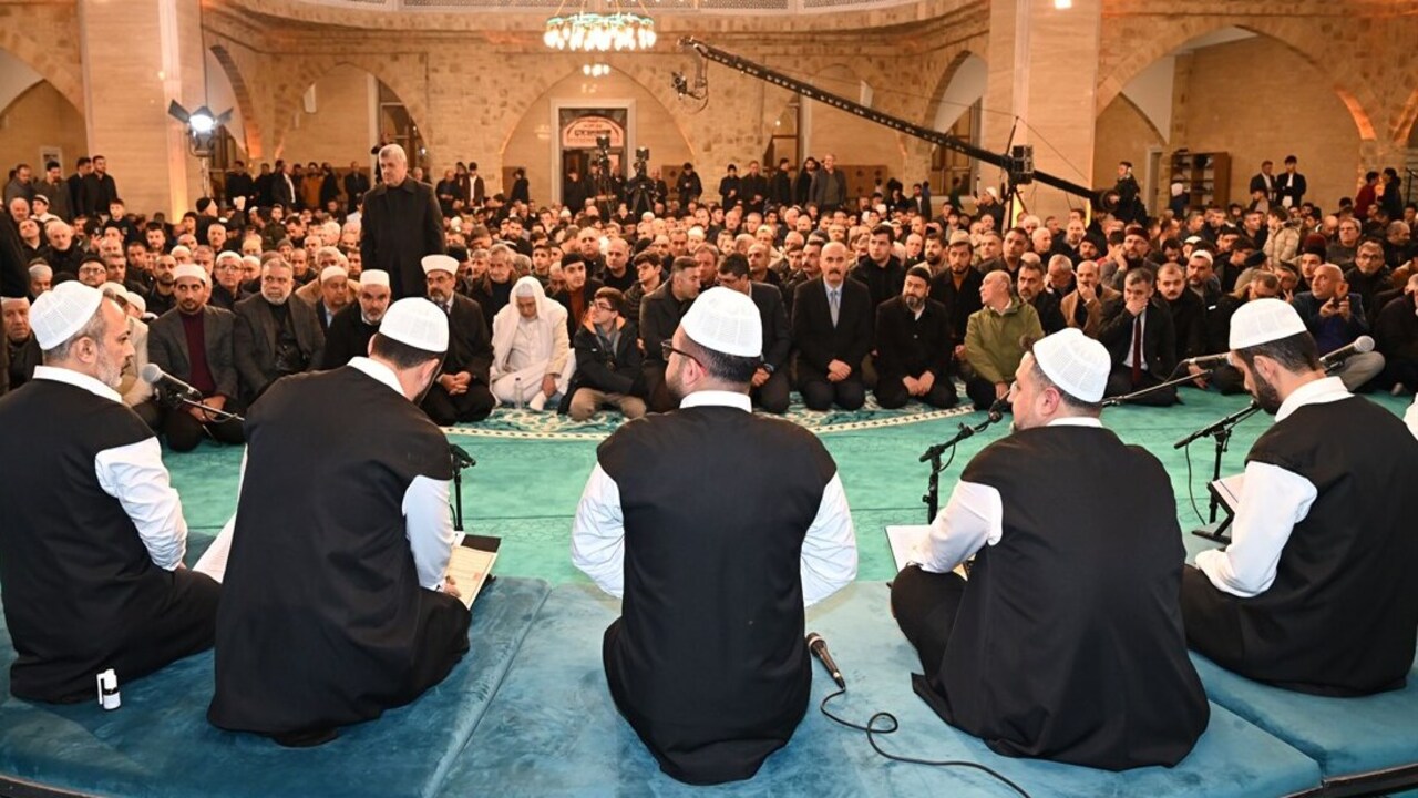 Batmanda Manevi Gece Regaip Kand (2)