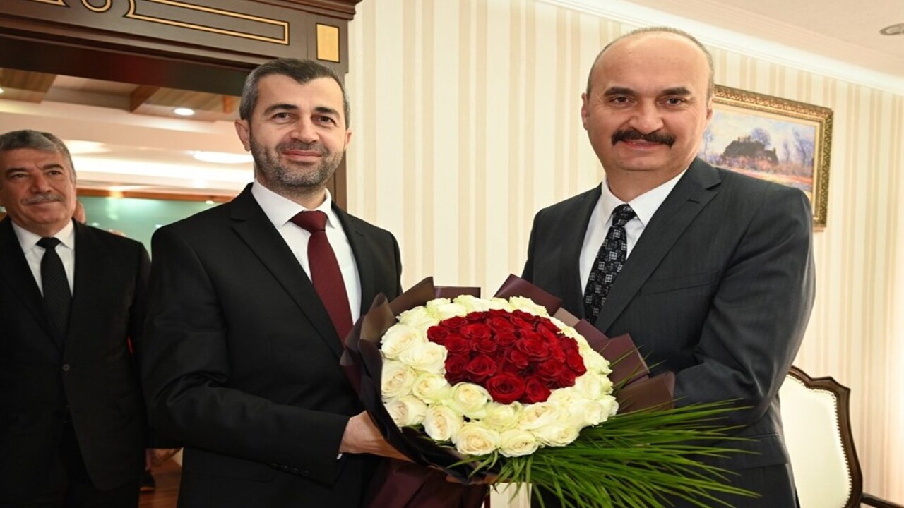 Vali Canalpten Tpaoya Guclu Cina (1)