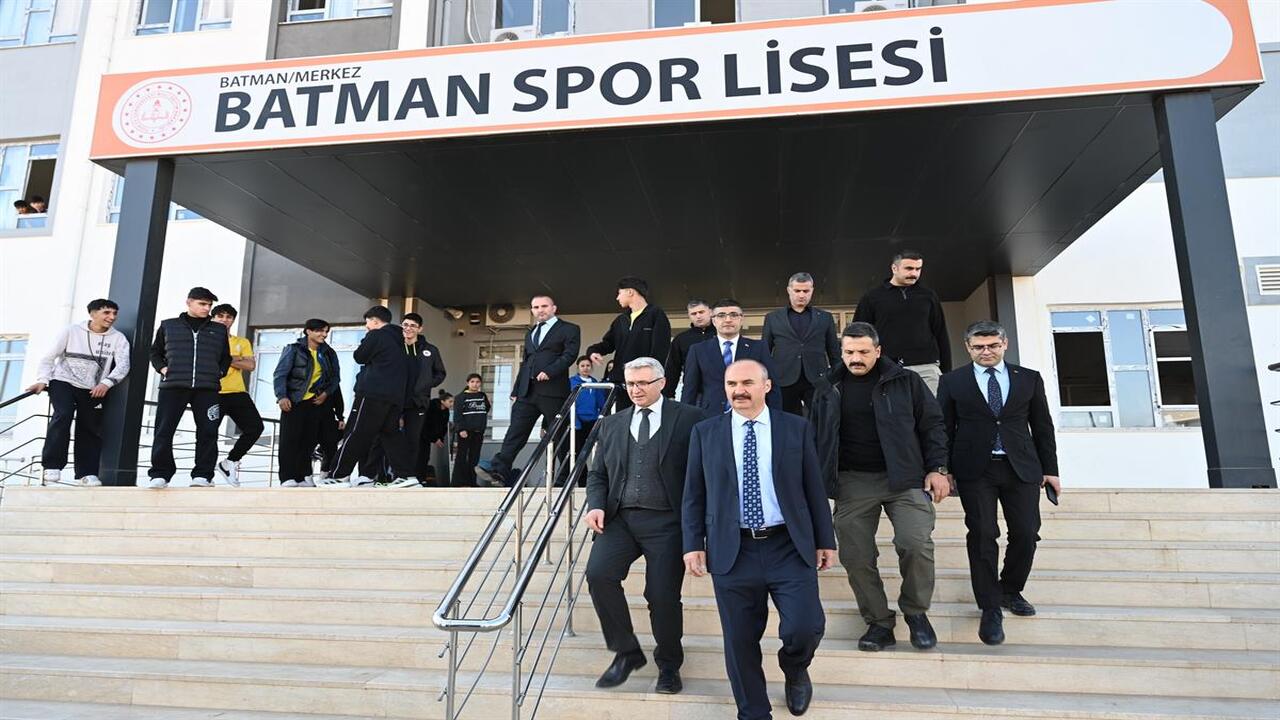 Batmanda Egitime Yatirim Hiz Kes (1)