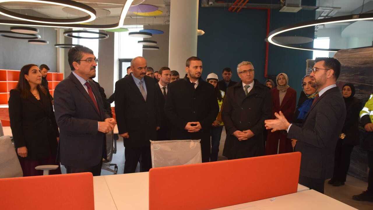 Batmanin Gelecegi Bilimle Sekilleniyor Narin Nasiroglu Bilim Merkezinde Sona Yaklasildi 1