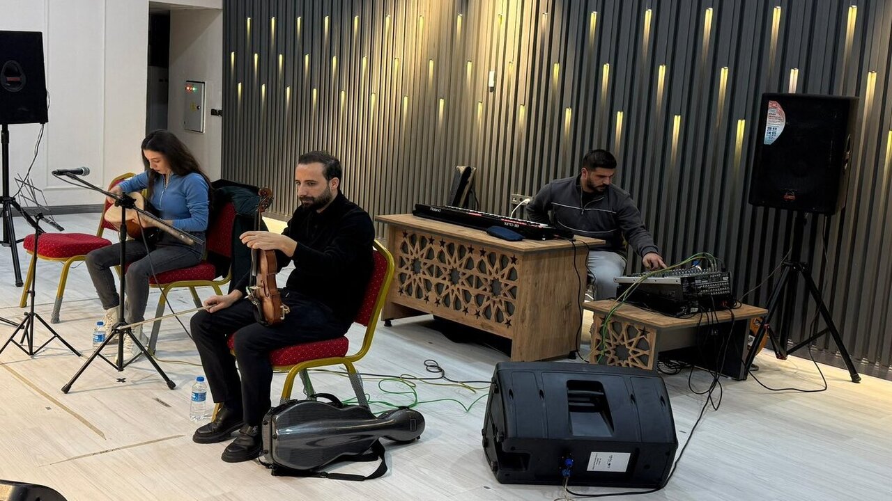 Li̇selerde Gençli̇k Merkezi̇ 2 (1)