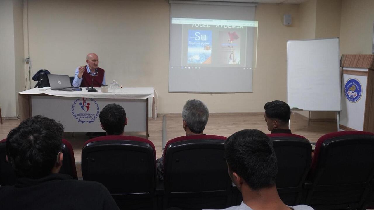 Öğrenci̇ler Sağlikli Beslenmeyi̇ 3 (1)