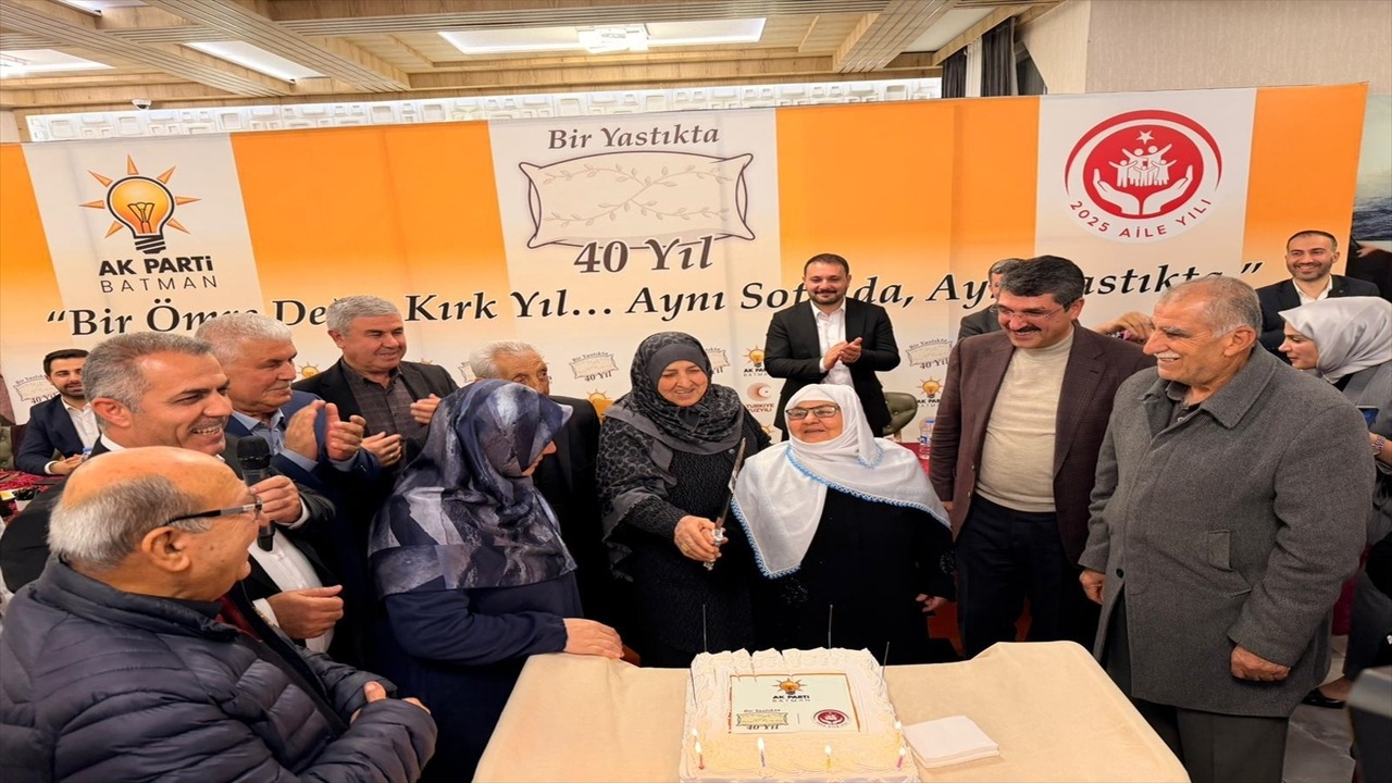 Batmanda 40 Yillik Sevgi Destani Bir Omre Bedel Gecede 65 Cift Bulustu 1