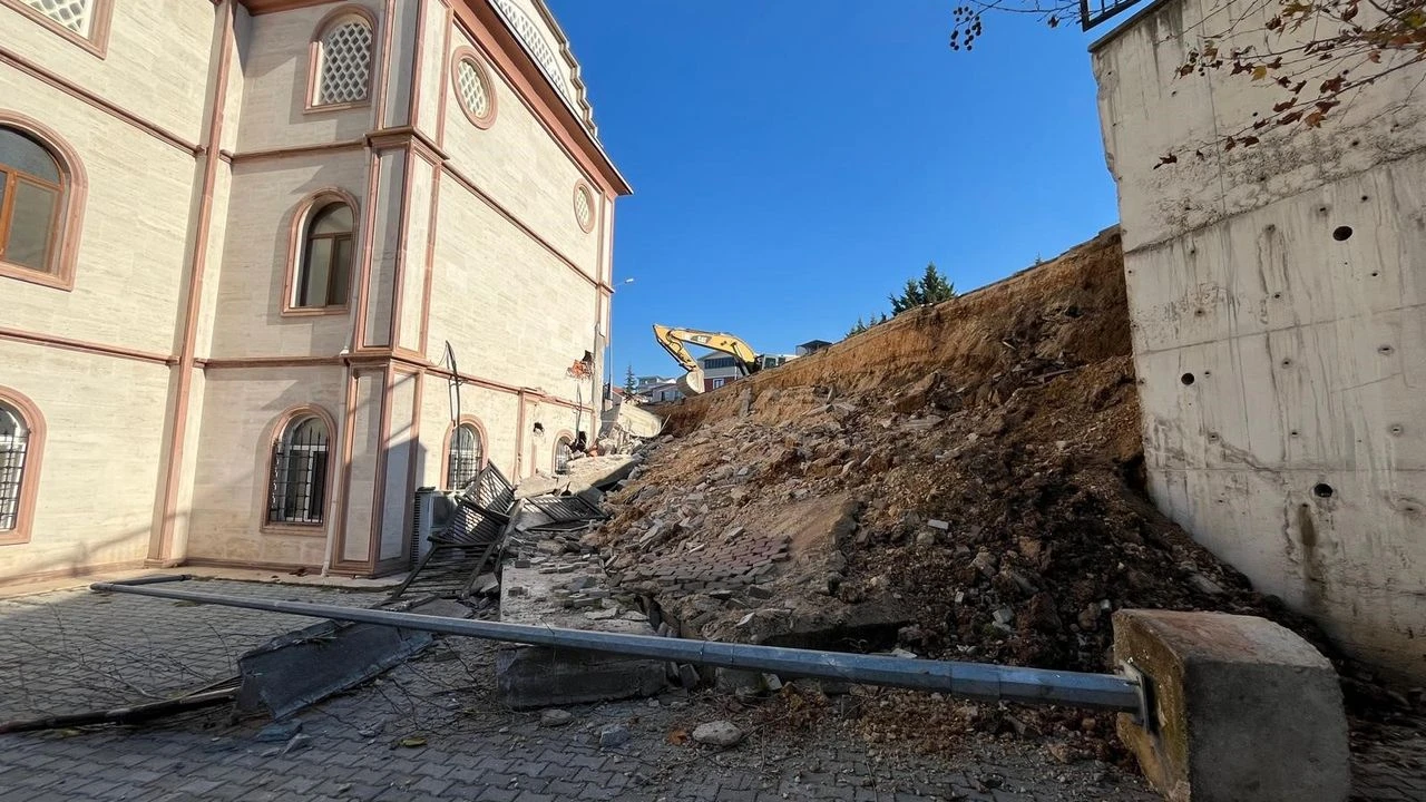 Bir Dikkat 31 Hayat Kurtardi Bursa Niluferde Facianin Onune Duyarlilik Set Cekti2