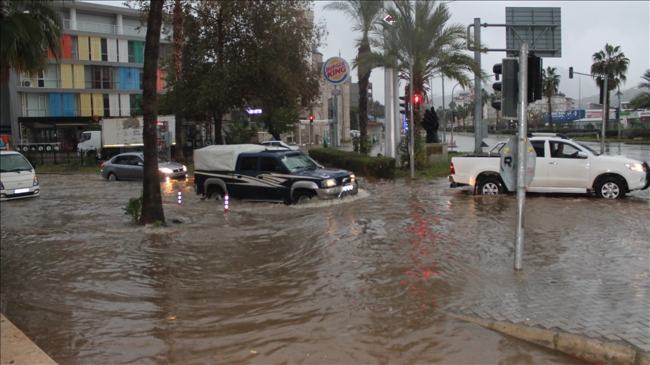 Kis Kapiya Dayandi 22 Ile Yogun