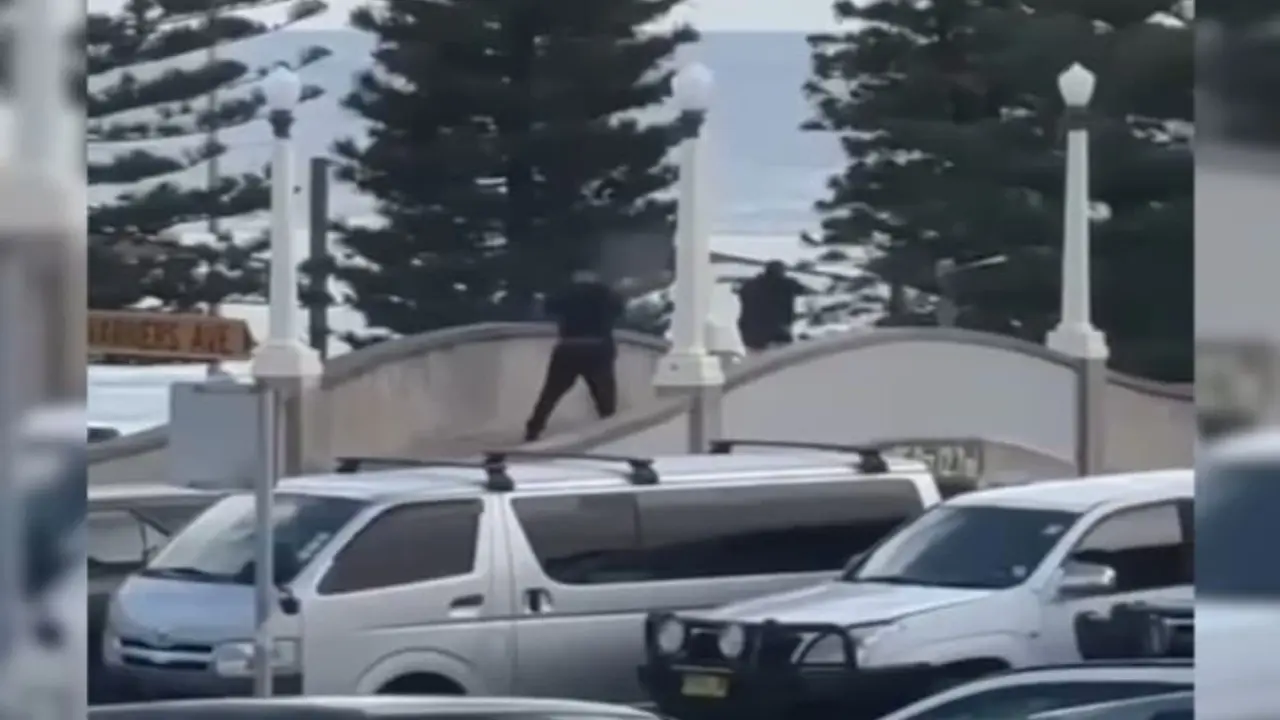 Sidneyde Hanuka Kabusu Bondi Pla (1)