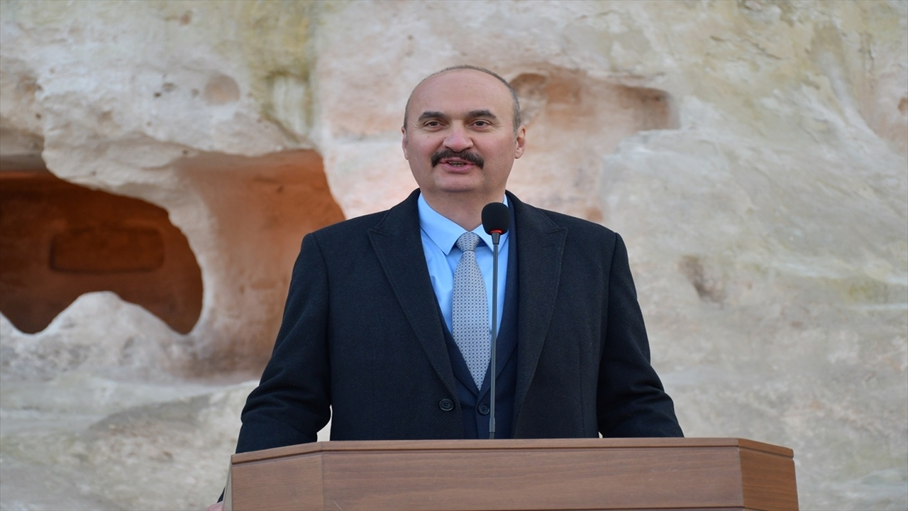 A A 20251225 40078819 40078817 B A