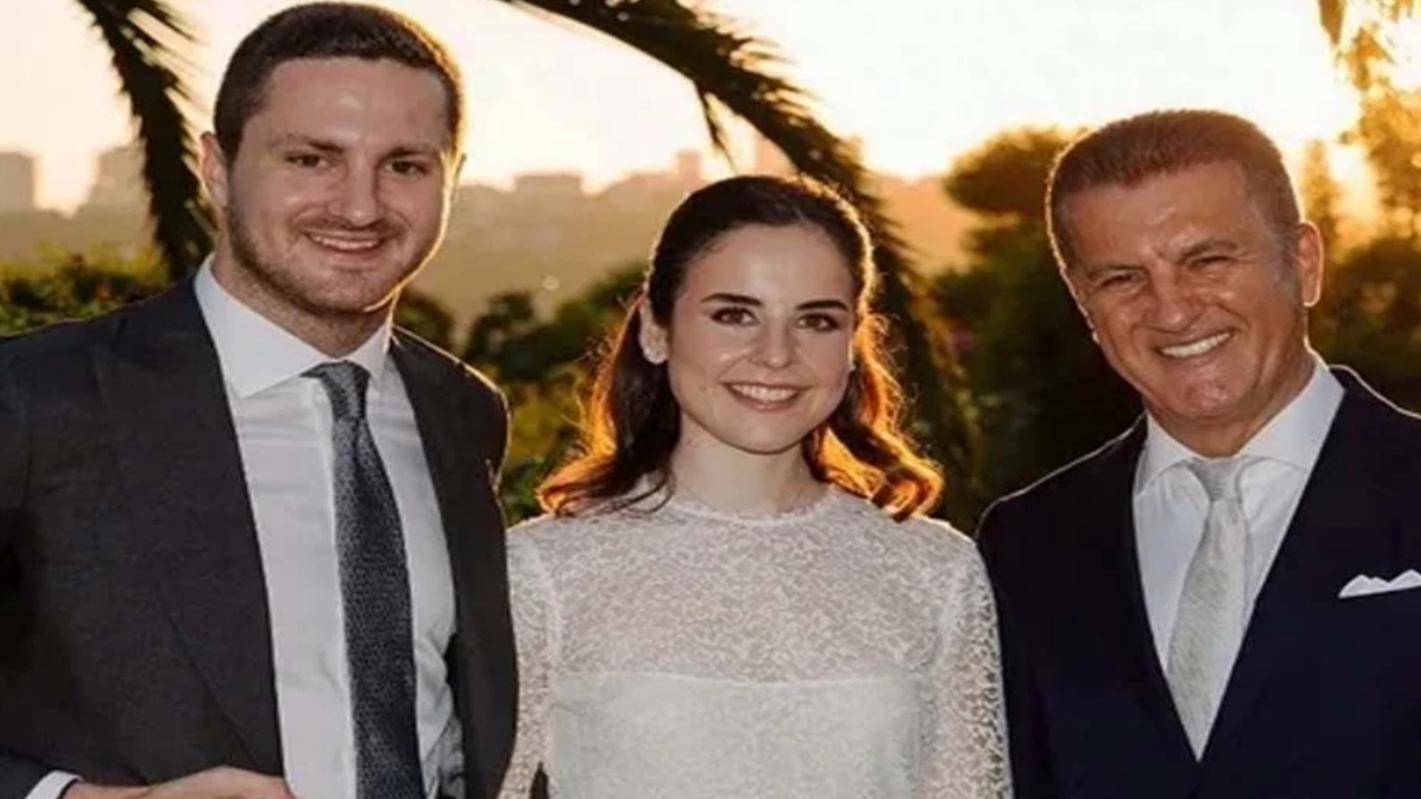 Rekor Bosanma Talebi Karsisinda